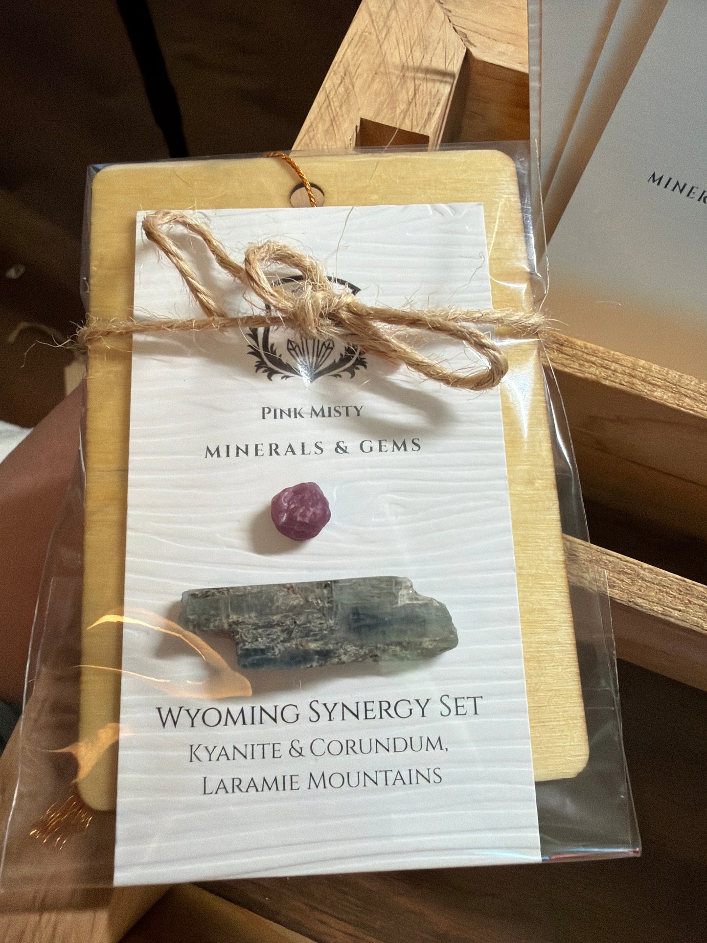 Premium Wyoming Synergy Set – Kyanite & Corundum, Laramie Mountains