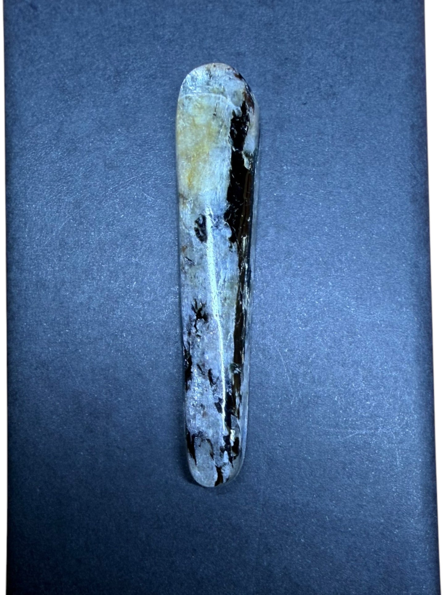 Wyoming Kyanite Cabochon Blade — Bold Black Matrix Premium Specimen